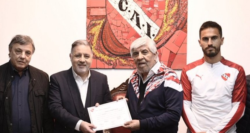 Fabián Doman asumió como presidente de Independiente