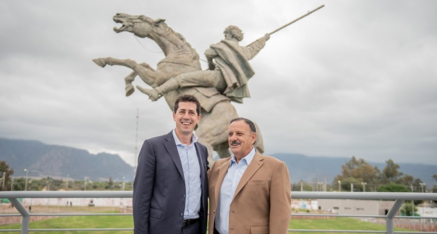 Previo a su inauguración Quintela y De Pedro visitaron el Parque de las Juventudes