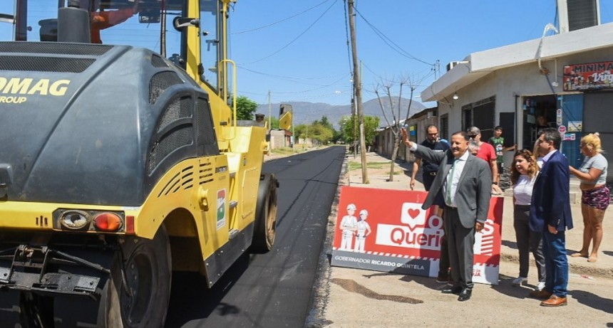 La obra de asfaltado en el Barrio Ricardo Primero esta en un 50% de ejecución