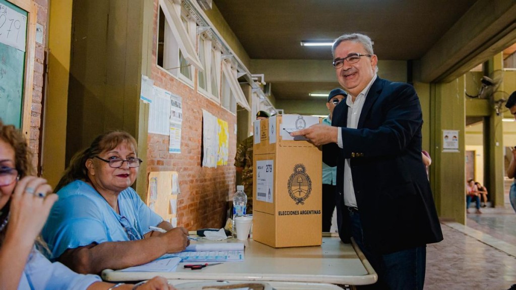  Raúl Jalil retuvo la gobernación en Catamarca