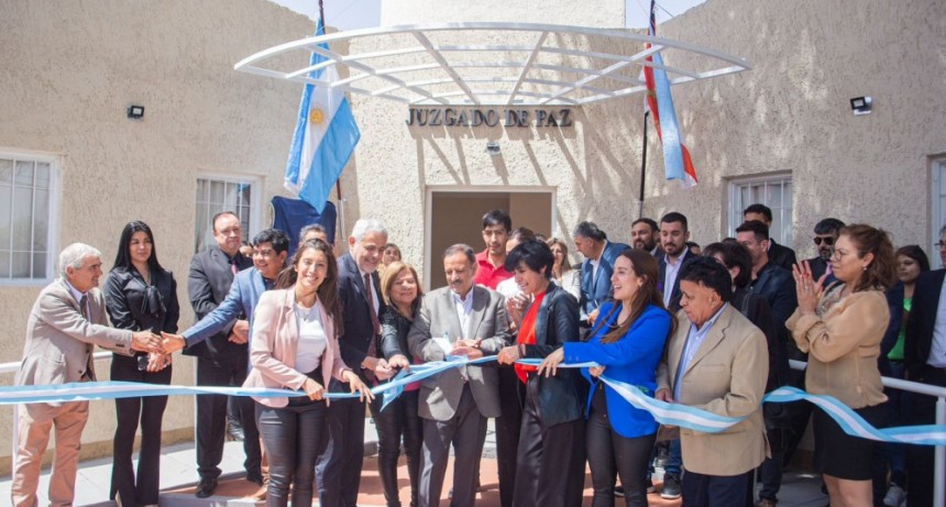 Quintela realizó visita e inauguró obras en el departamento Arauco