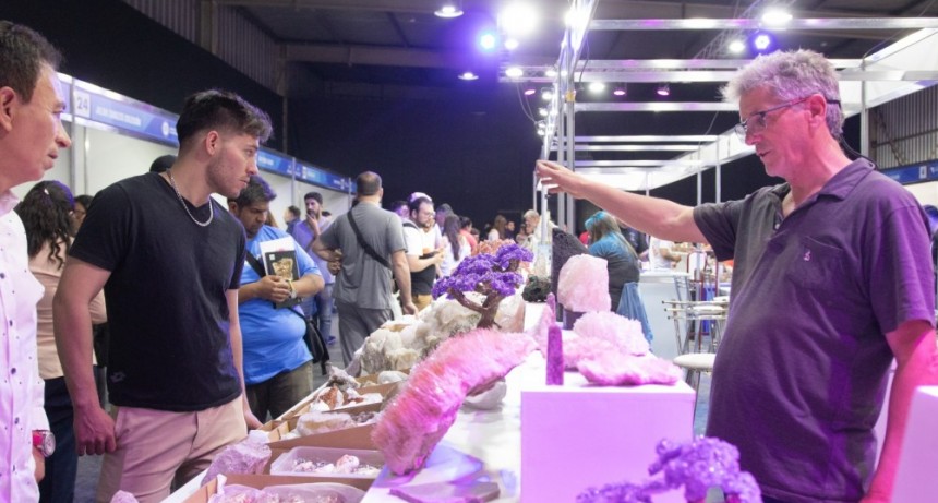 Culminó el Primer Encuentro de Coleccionistas de Minerales