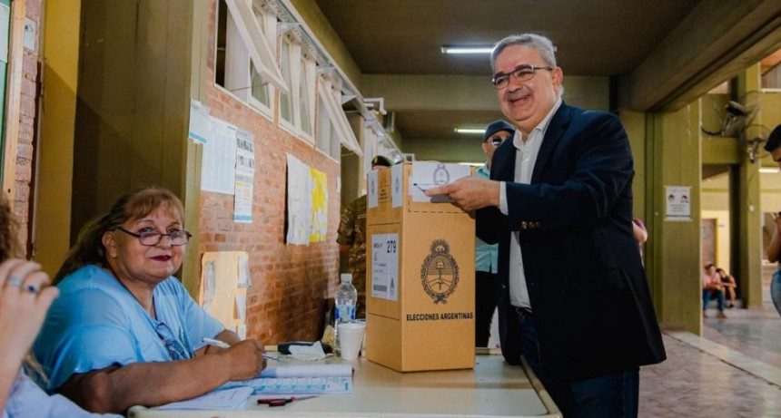  Raúl Jalil retuvo la gobernación en Catamarca