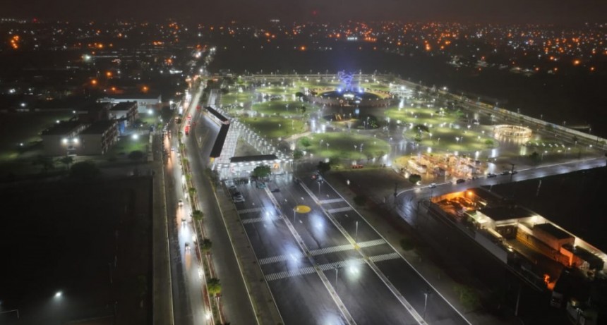 Quintela inauguró iluminación led en la zona del Parque de las Juventudes