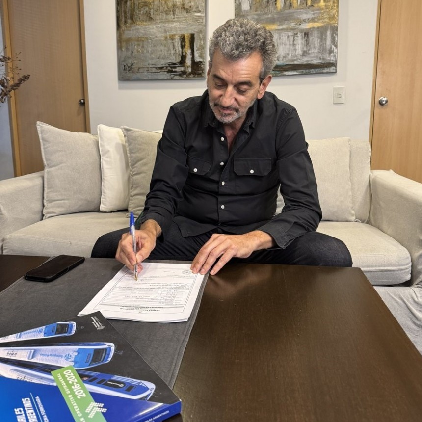 Randazzo pegó el portazo y renunció al PJ