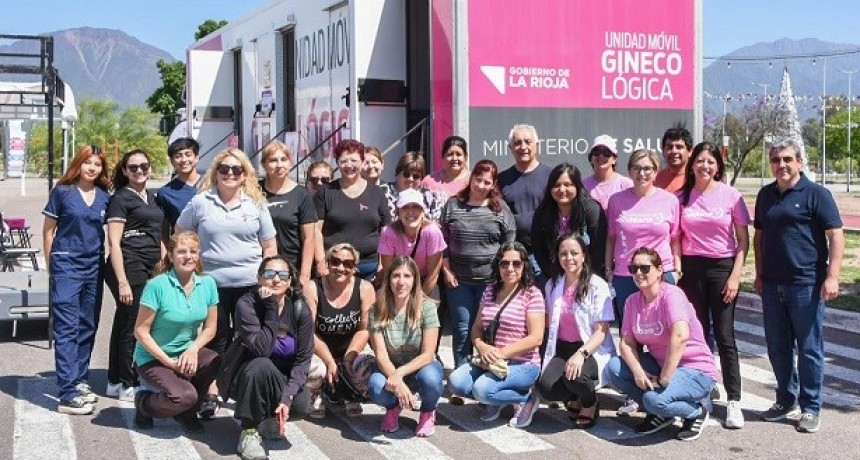  Salud refuerza la prevención del cáncer de mama con la Unidad Ginecológica Móvil