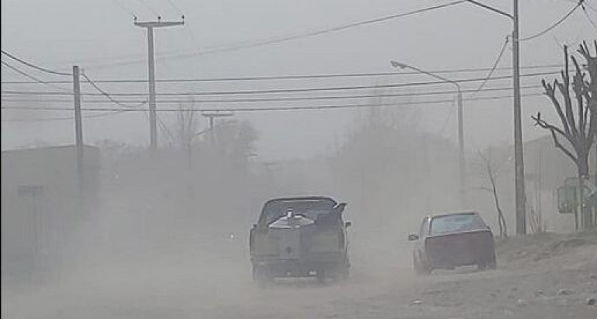 Once departamentos de la provincia bajo alerta amarilla por vientos fuertes 
