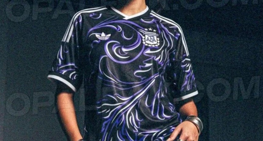 Duras críticas a la camiseta alternativa que usará la selección en 2026