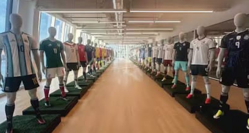 Del Piero publicó por error las camisetas Adidas del Mundial 2026