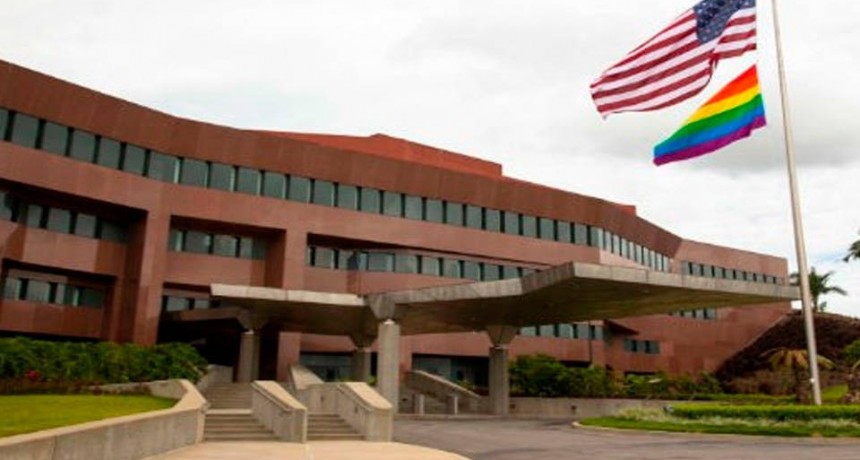 Venezuela advierte que atacarán la embajada de Estados Unidos en Caracas