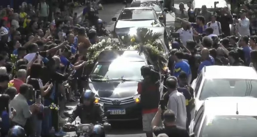 Cremaron a Russo y parte de sus cenizas se esparcirán en la cancha de Central