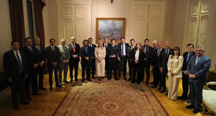 Milei dialogó con la mayoría de los gobernadores y avanzará en 3 reformas claves