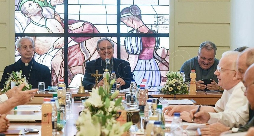 La Conferencia Episcopal Argentina pidió por 