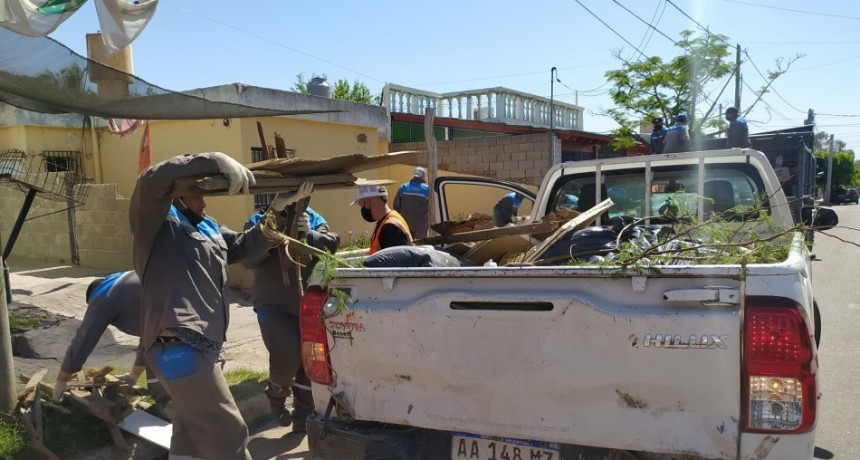 Concejales acompañaron operativo en Barrio Antártida