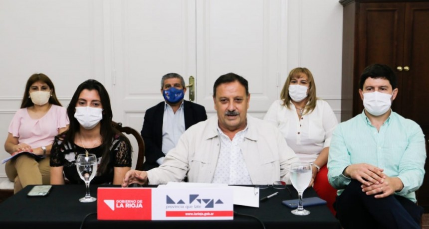 Quintela mantuvo reunión de trabajo con Moroni  para garantizar y ampliar la oferta laboral en la provincia