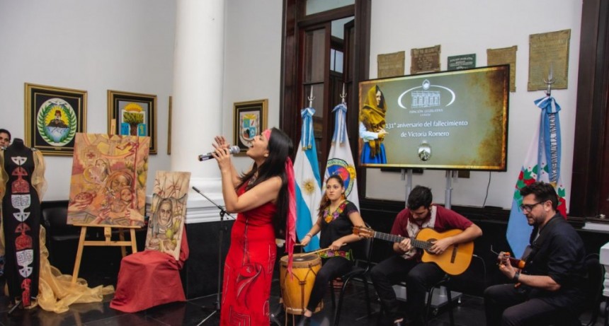 Homenaje a Victoria Romero en la Cámara de Diputados 
