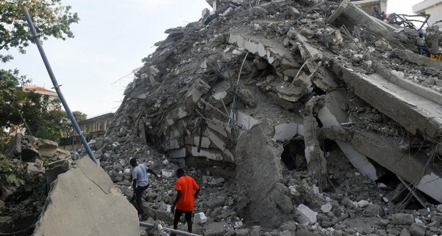 Nigeria: ya son 42 los muertos por el derrumbe de un edificio en construcción