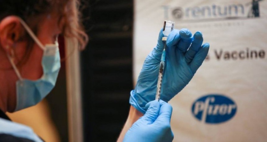 Llegaron casi 900 mil dosis de vacunas de Pfizer y en una semana sumaron 2,4 millones