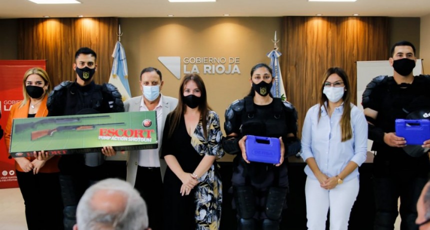 El Servicio Penitenciario Provincial recibió equipamiento de seguridad