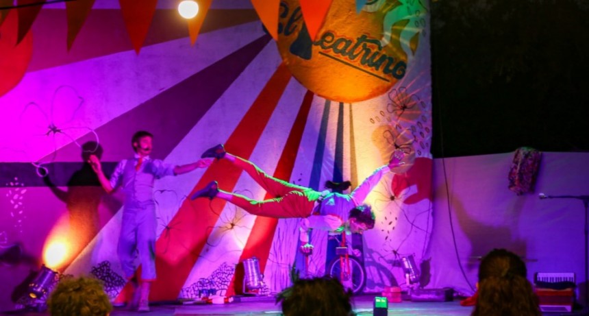 Culturas lanzó la primera Feria Provincial del Teatro