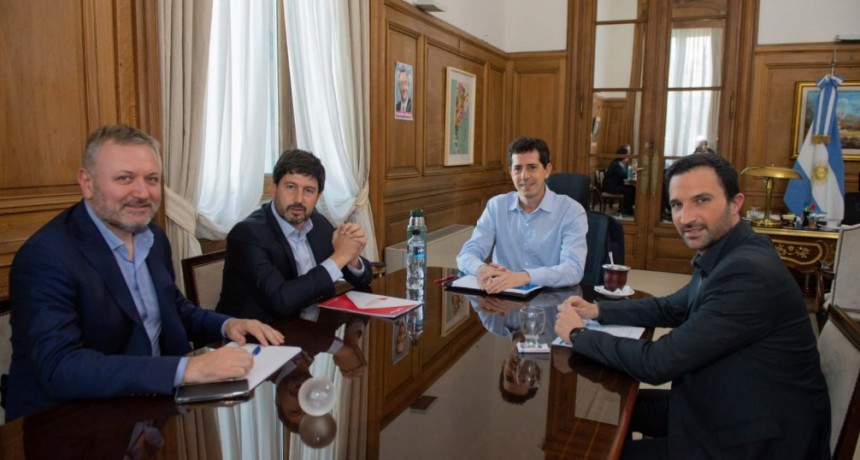 Bazán se reunió con Wado de Pedro 
