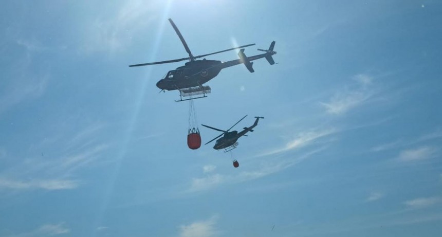 El intenso trabajo de los brigadistas logró mantener contenido el incendio forestal en Chepes
