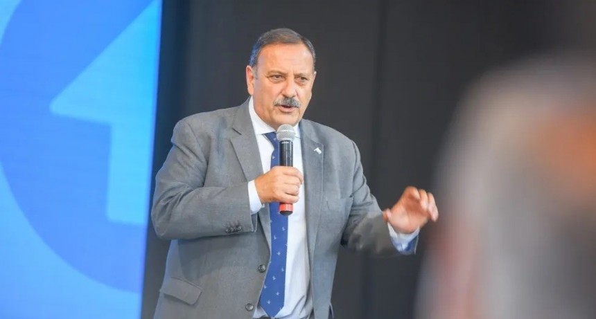 Quintela envió a la legislatura proyecto de ley para garantizar el cupo laboral trans