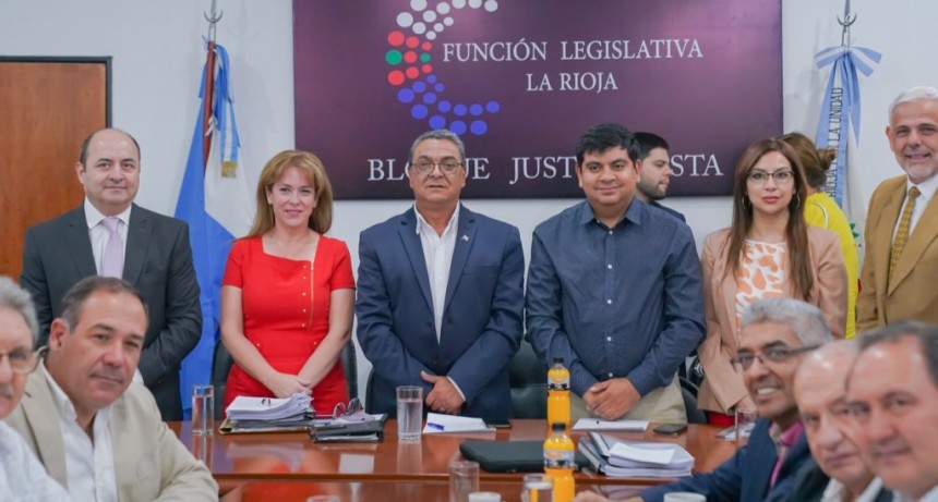 Continúan los diálogos por la 