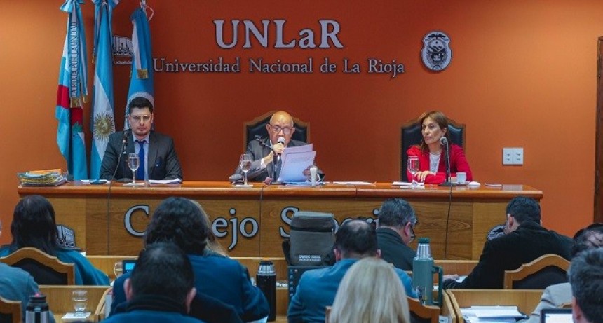 Frustrada sesión del Consejo Superior de la UNLaR