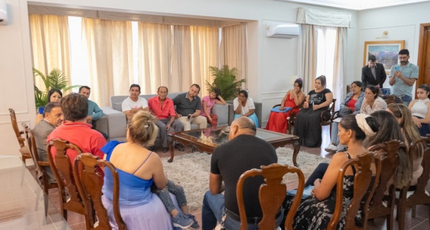  Quintela recibio a la comunidad gitana