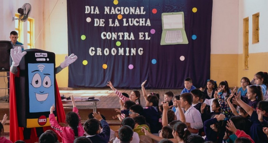 Por el Dia del Grooming se realizo jornada de sensibilización 