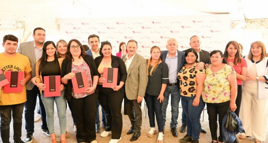 209 trabajadores y trabajadoras recibieron su ansiado pase a planta