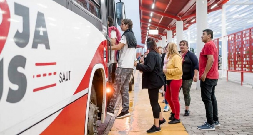 El Parque Acuático abre sus puertas y Rioja Bus tendrá un recorrido especial