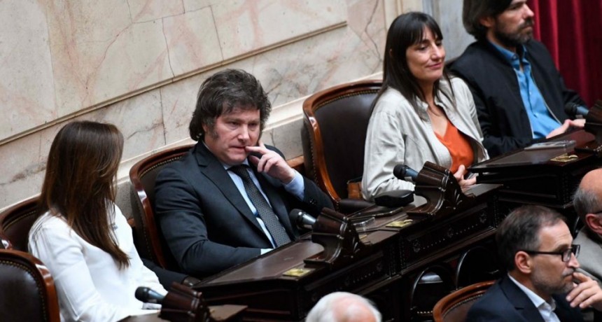 La Asamblea Legislativa proclamó la fórmula presidencial Milei-Villarruel