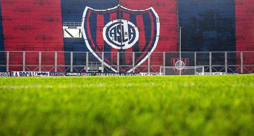 San Lorenzo de Almagro inhibido por la FiFa