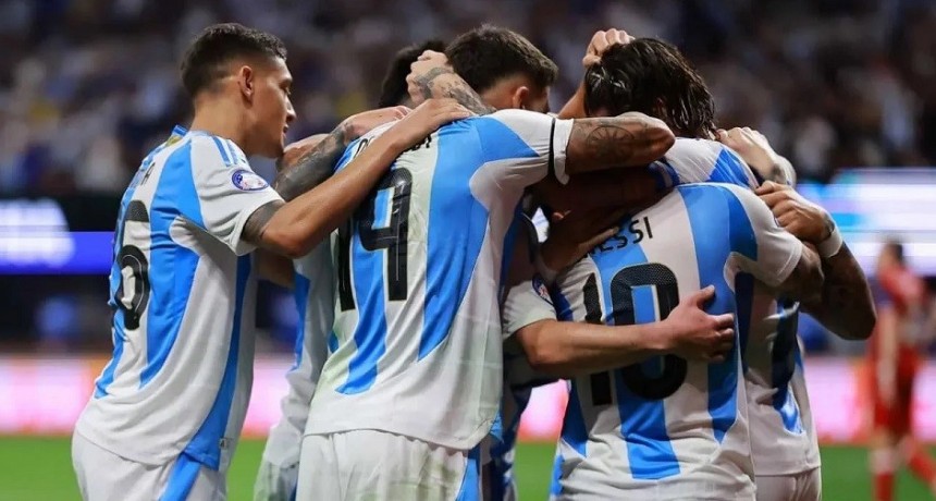 La Selección Argentina juega este jueves en Paraguay