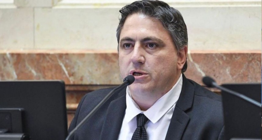 Paoltroni considera que las políticas económicas de Milei llevarán a Argentina a un 