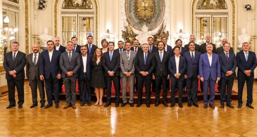 Quintela firmó Consenso Fiscal con Alberto Fernández