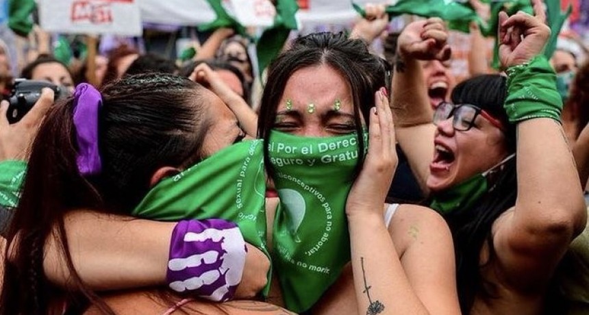 Aborto legal: Diputados dio media sanción este viernes