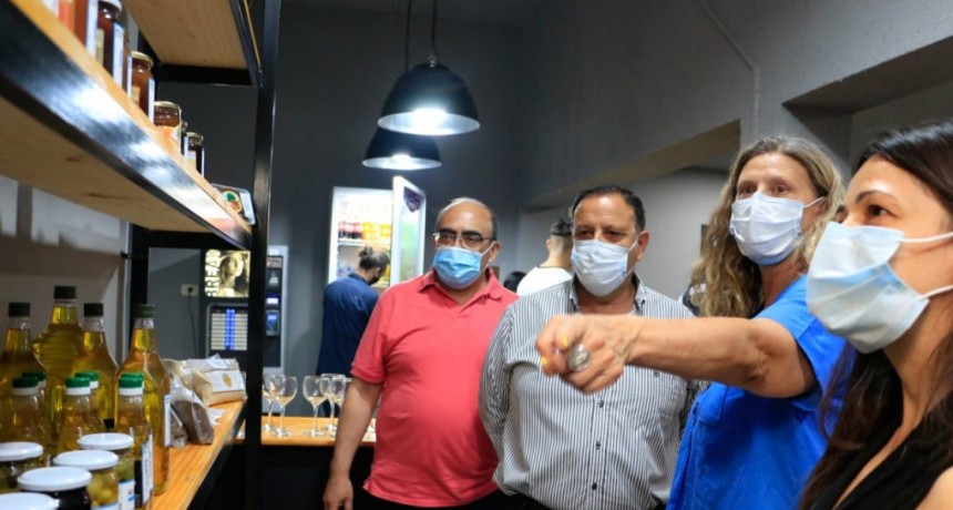 En el Paseo Evita  se realizó el lanzamiento de la Canasta Popular y la Tienda Local