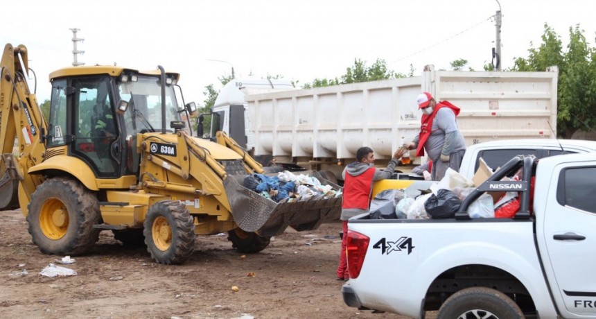 La provincia realizó un nuevo operativo de limpieza y recogió más basura que la semana pasada