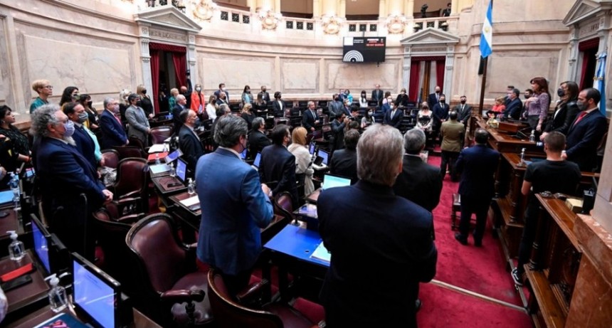 Habrá sesión en el Senado este jueves tras la jura de los nuevos legisladores