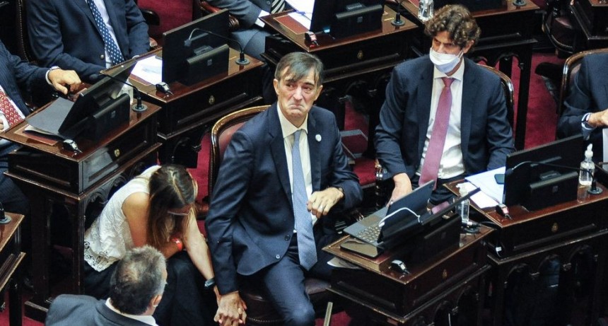 Bullrich renunció a su banca con una carta que conmovió al Senado