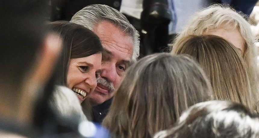El Presidente anunció un bono de fin de año de $8.000 para los jubilados que cobren la mínima