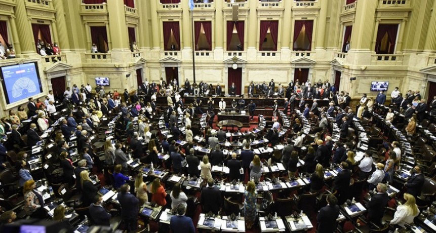 Continúa la maratónica sesión por el Presupuesto 2022