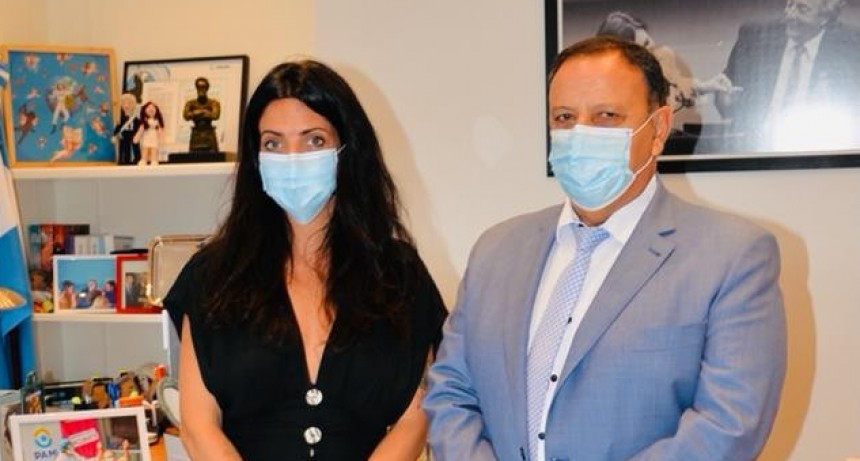  Quintela en Buenos Aires junto a Luana Volnovich trabajan para brindar mejor atención a afiliados de PAMI