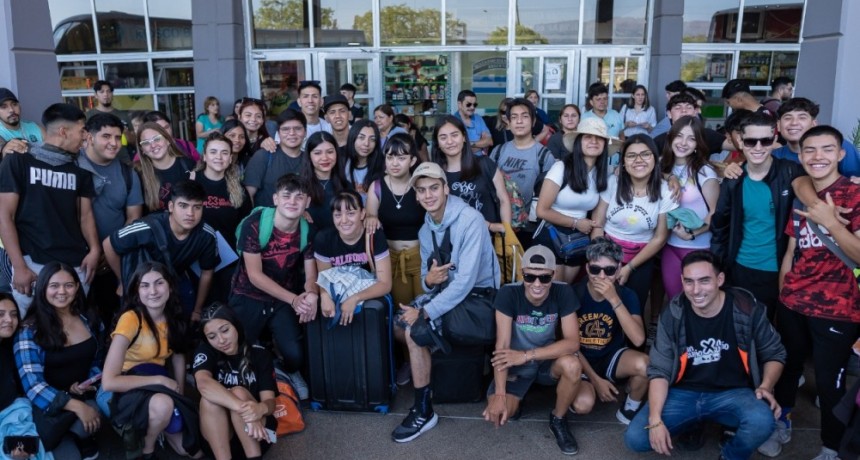   Más estudiantes se suman a los viajes en el marco de “Un Sueño X Un Sueño”