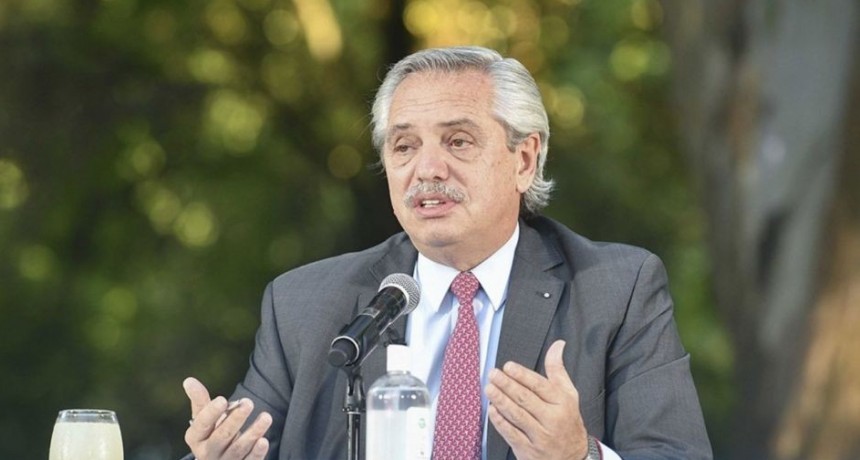 El Presidente encabeza el acto por los tres años de gestión y mantiene audiencias en Casa Rosada
