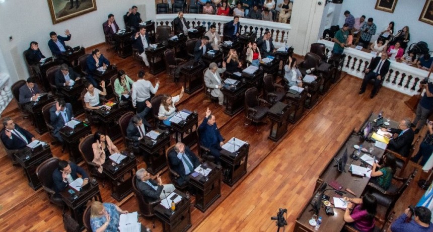 Diputados aprobaron la necesidad de la reforma parcial de la Constitución Provincial   