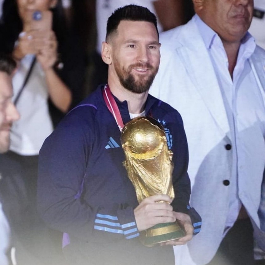 Llegó la Selección Campeona del Mundo al país